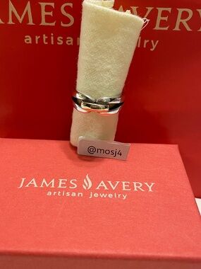Retired James Avery Enduring Bond Ring